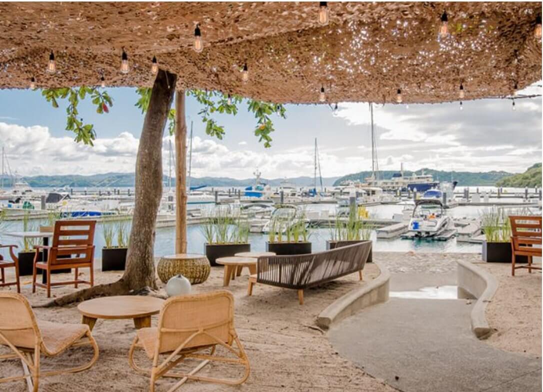 Dive Bar at the Marina