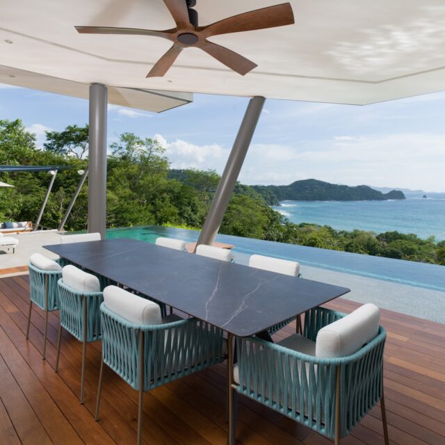 Christmas at Peninsula Papagayo CR | Festive Season Guide